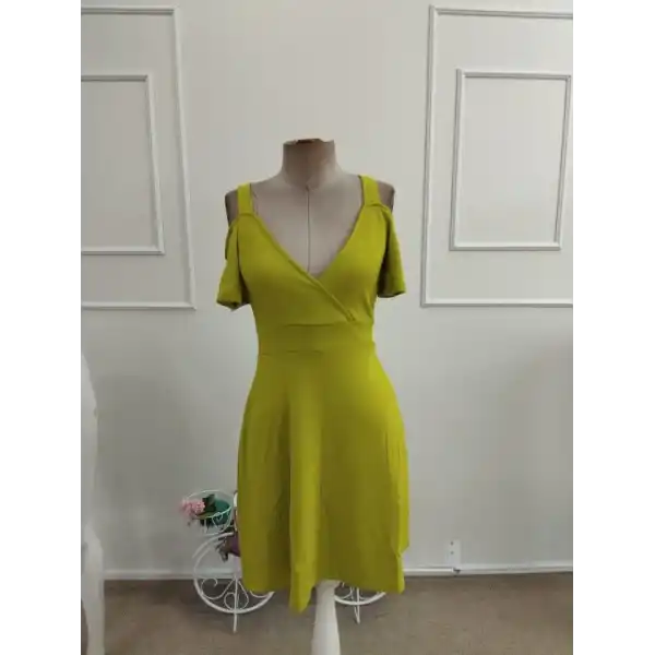 Kadın Omuzlardan Acık Askılı V Yakalı Kısa Modal Elbise