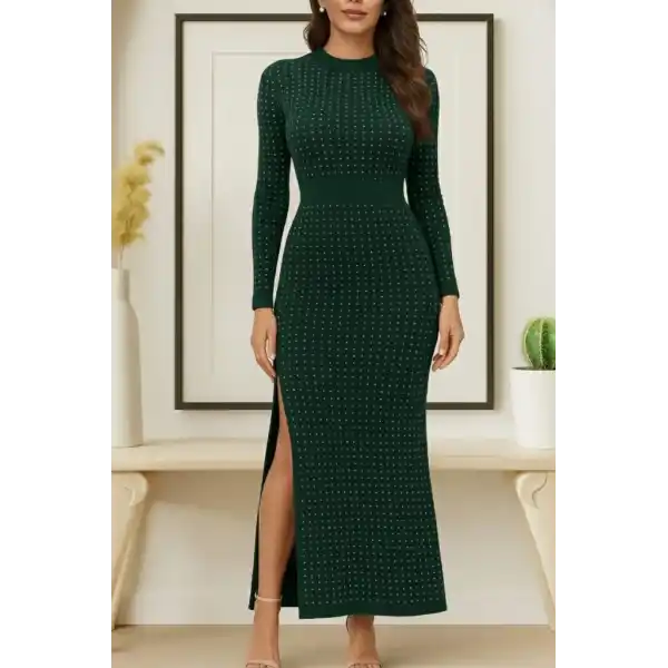 Kadın Uzun Kollu Bisiklet Yaka Taşlı Midi Kadife Elbise