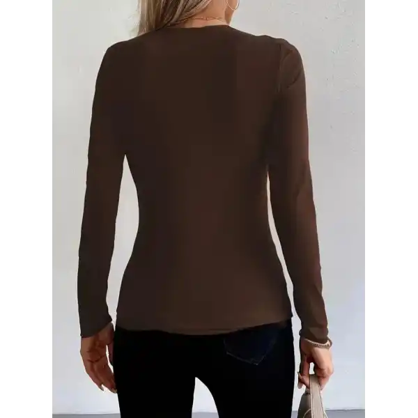 Kadın Uzun Kollu Yakadan Halka Detaylı Viskon Bluz