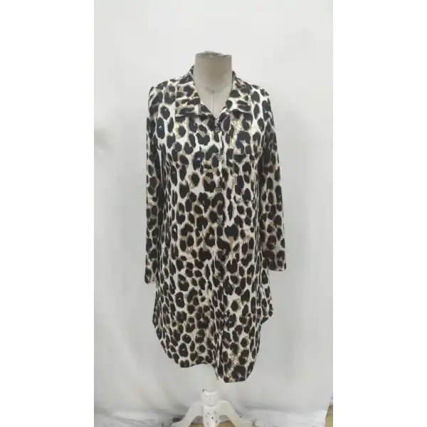 Kadın Uzun Kollu Yakalı önden Düğmeli Leopar Desenli Modal Midi Elbise