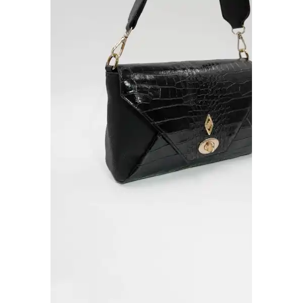 Siyah Kadın Omuz Çantası