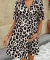 Kadın Kısa Kollu Kruvaze Yakalı Leopar Desenli Mini Süprem Elbise
