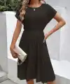 Kadın Kısa Kollu Yakası Açık Belden Lastikli Pileli Kısa Ithal Krep Elbise