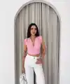 Vatkalı Kolsuz V Yaka Drapeli Crop Bluz Likralı Fit - Pembe