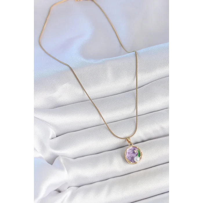316L Çelik Gold Renk Zincir Mor Çiçek İşlemeli Zirkon Taş İnci Detaylı Minimal Portre Model Kadın Kolye