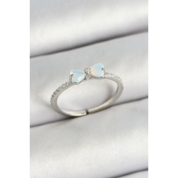 Pirinç Fiyonk Figürlü Zirkon Taşlı Gümüş Renk Ayarlanabilir Kadın Yüzük