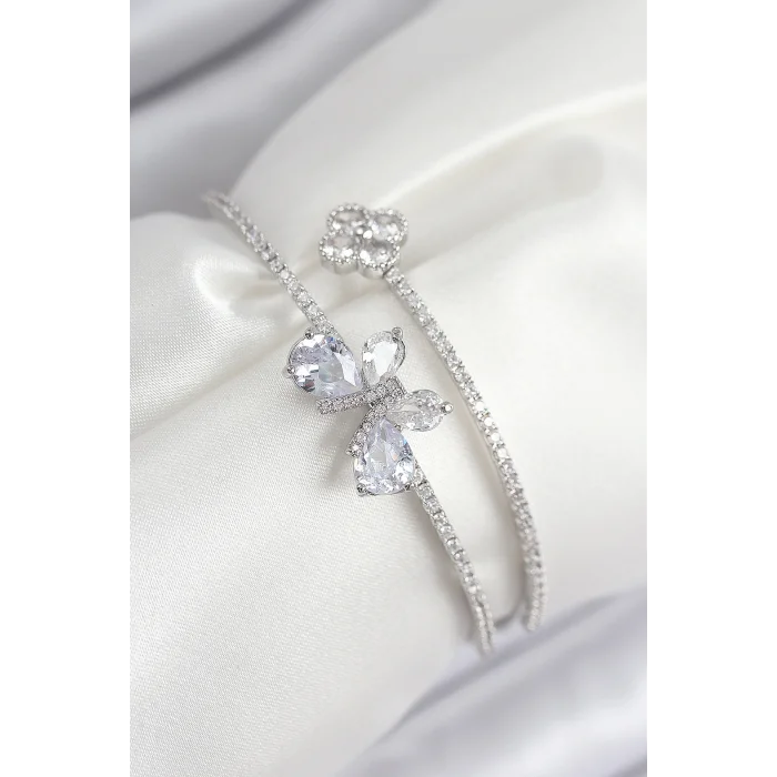 Pirinç Zirkon Taşlı Kelebek Ve Yonca Model Gümüş Renk Kadın Bileklik