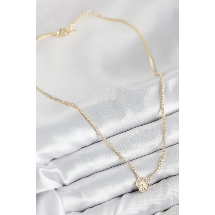 Pirinç Zirkon Taşlı Yonca Model Gold Renk Kadın Kolye