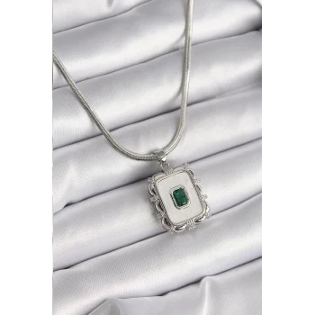 316L Çelik Gümüş Renk İtalyan Zincir Beyaz Sedefli Kare Portre Model Zümrüt Taş Detay Kadın Kolye