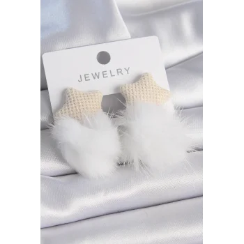 Beyaz Renk Tüylü Yıldız Ponpon Model Kadın Küpe
