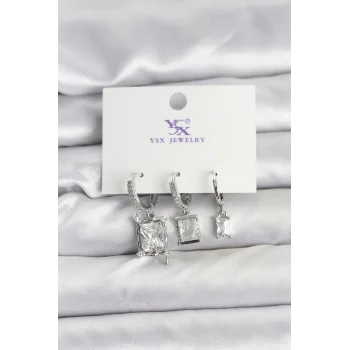 Gümüş Renk Zirkon Taşlı Kadın Küpe