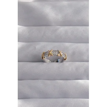 Pirinç Ayarlamalı Gümüş Renk Zirkon Taşlı XOXO Model Yüzük