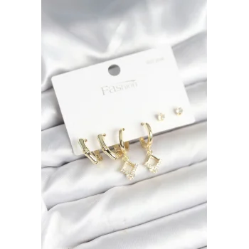 Pirinç Gold Renk 925 Ayar Gümüş Çivili Kadın Küpe Seti