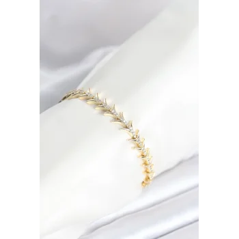 Pirinç Gold Renk Balık Sırtı Model Zirkon Taşlı Kadın Bileklik