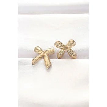 Pirinç Gold Renk Fiyonk Küpe