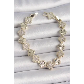 Pirinç Gold Renk Zirkon Taşlı İşlemeli Yonca Model VIP Seri Exculusive Kadın Bileklik