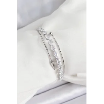 Pirinç Gümüş Renk Arpa Zirkon Taşlı Kadın Bileklik