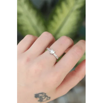 Pirinç Gümüş Renk Ayarlanabilir Zirkon Taşlı Minimal Kalp Yüzük