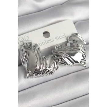 Pirinç Gümüş Renk İşlemeli Kalp Model Kadın Küpe