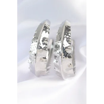 Pirinç Gümüş Renk Yaprak Desenli Halka Küpe