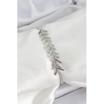Pirinç Gümüş Renk Zirkon Taşlı Balık Sırtı Kadın Bileklik