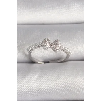 Pirinç Gümüş Renk Zirkon Taşlı Fiyonk İnci Detay Ayarlanabilir Yüzük