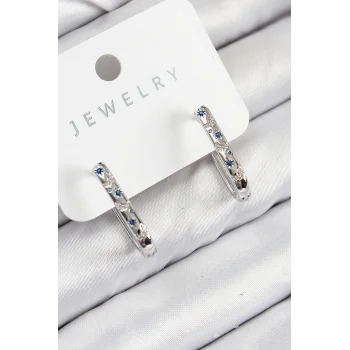 Pirinç Zirkon Taşlı Çiçek Desenli Model Gümüş Renk Kadın Küpe