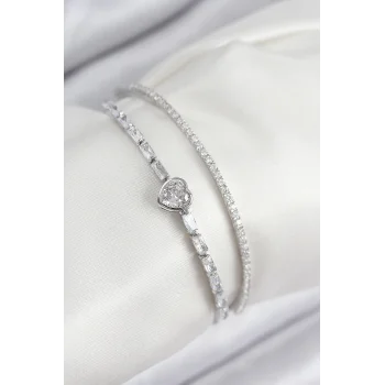 Pirinç Zirkon Taşlı Kalp Model Gümüş Renk Kadın Bileklik