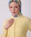 Sarı Çiçek Desen %100 Twill İpek Eşarp