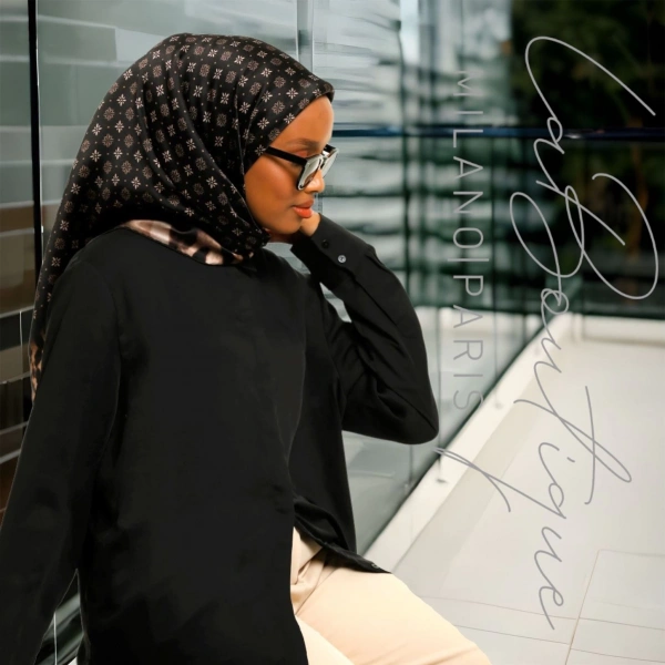 1623 Sura İpek - 02 - 90x90