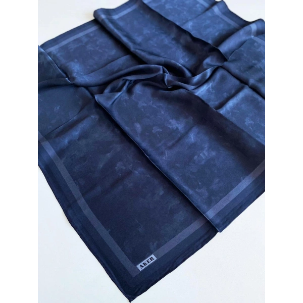 Aker Lacivert Bulut Desenli Taşlanmış Saten İpek Eşarp