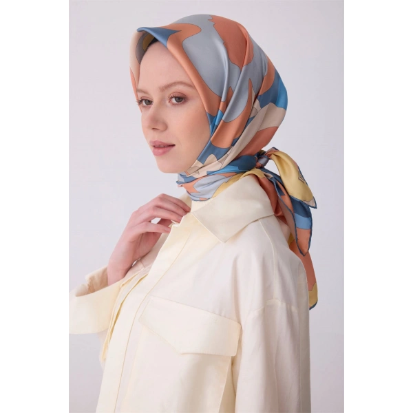 Mavi Çok Renkli Çiçek Desen %100 Twill İpek Eşarp