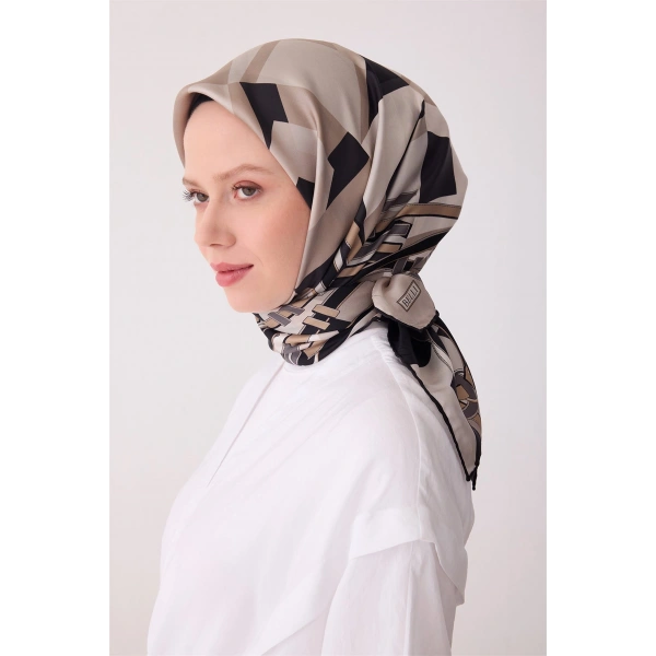 Bej Obje Desen %100 Twill İpek Eşarp