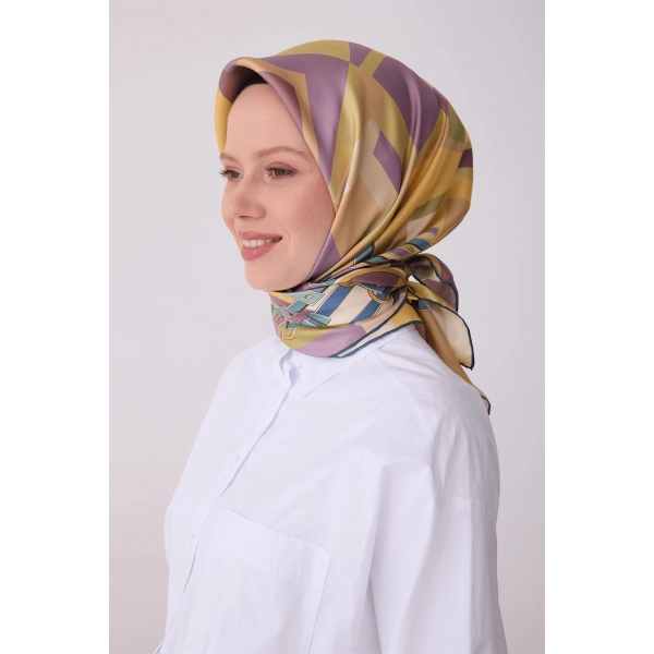 Sarı Obje Desen %100 Twill İpek Eşarp