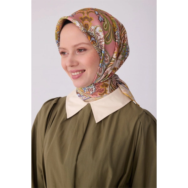 Pembe Çok Renkli Etnik Desen %100 Twill İpek Eşarp