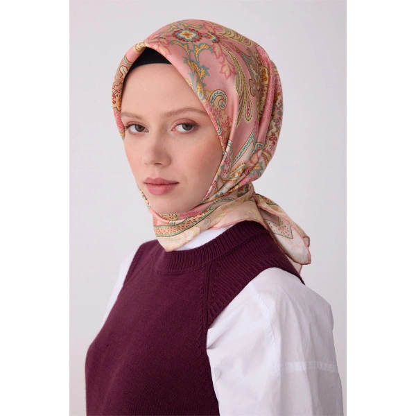 Pembe Etnik Desen %100 Twill İpek Eşarp