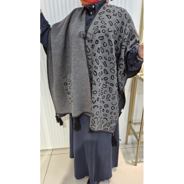 LEOPAR DESEN Püskül Detaylı GRİ Triko Panço