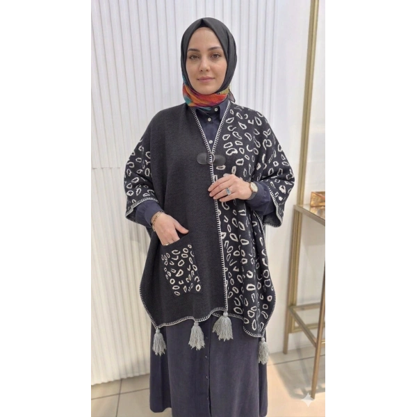 LEOPAR DESEN Püskül Detaylı LACİVERT Triko Panço