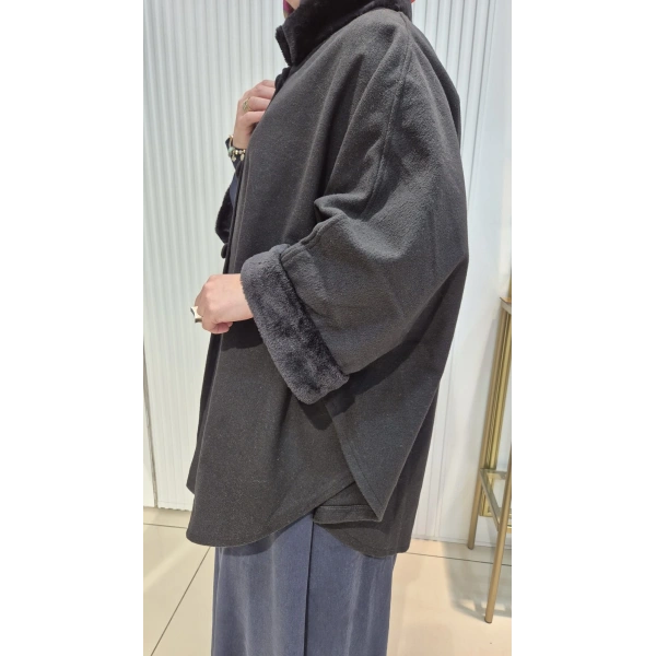 TESETTÜR KAŞE PANÇO SİYAH