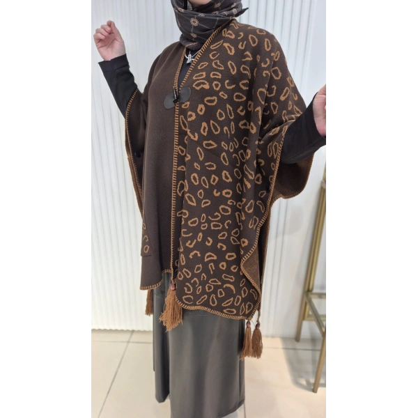 LEOPAR DESEN Püskül Detaylı ACI KAHVE Triko Panço