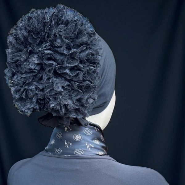 Bone Silikonlu Fırfırlı Dikişsiz Siyah