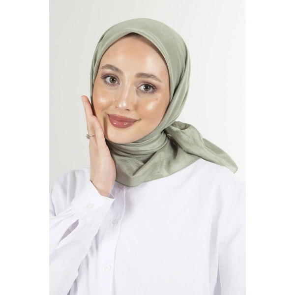 Çağla Brisa Vual Eşarp