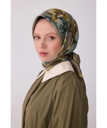 Haki Çiçek Desen %100 Twill İpek Eşarp