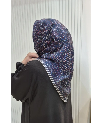 ARMİNE SURA İPEK EŞARP