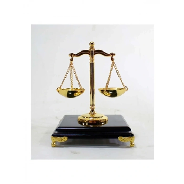3E Grup - Silverterk Adalet Terazisi Standlı Gold Altın