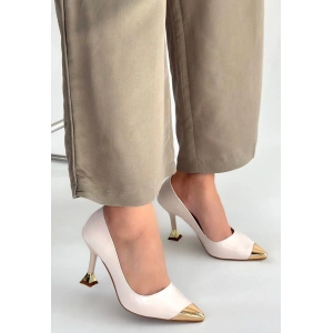 Artem Bej Rugan Topuklu Ayakkabı