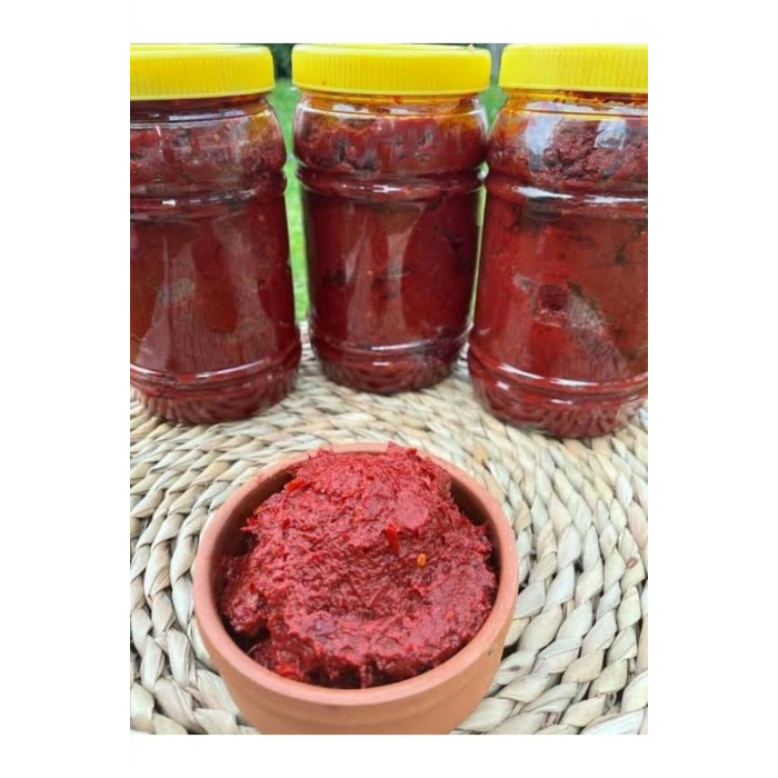 TATLI BİBER SALÇASI 4 KG GÜNEŞTE KURUTULMUŞ