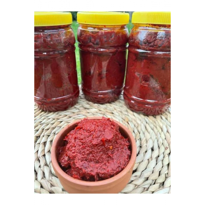 TATLI BİBER SALÇASI 4 KG GÜNEŞTE KURUTULMUŞ
