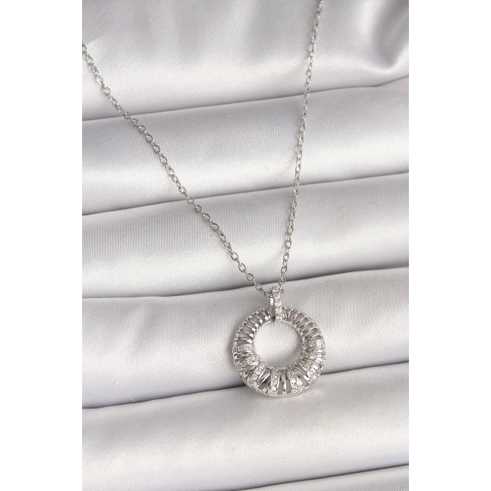 316L Çelik Gümüş Renk Zincir Zirkon Taş İşlemeli Daire Model Kadın Kolye - TJ-BKO9969