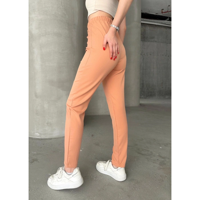 Beli lastikli karamel pantolon
